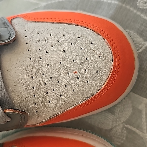 Custom Nike Air Jordan 1 mid size 7Y - Picture 11 of 14